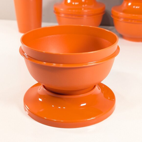 Orange TUPPERWARE picnic snack set, Halloween kids party set - Picture 10 of 16